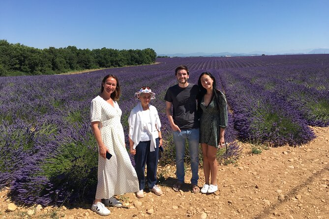 5-Hours Lavender Fields Tour in Valensole from Aix-en-Provence - What Small-Group Size Changes (Max 8 People)