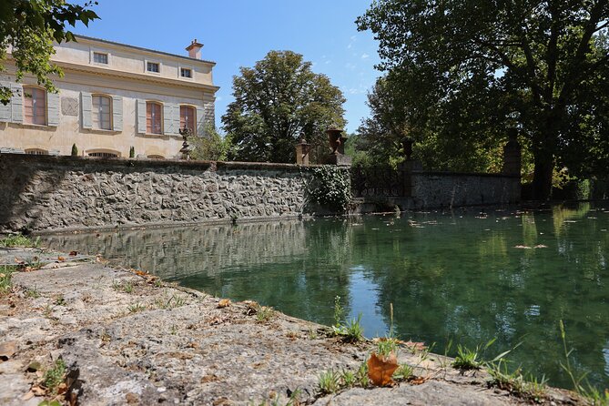 Aix-en-Provence old town, wine & art of Châteaux Beaupré & Bonisson private tour - Key things to know before you go