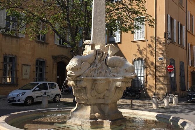An Authentic and Warm Visit to Aix en Provence - Mazarin District: Hôtel de Caumont and the Quatre-Dauphins Fountain