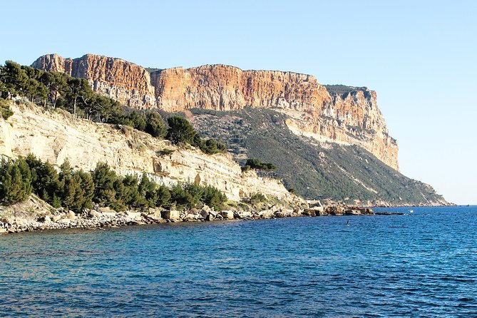 Cassis ancient fishing port, Calanques & spectacular Cap Canaille private tour - Stop 2: Route des Crêtes and Cap Canaille viewpoints