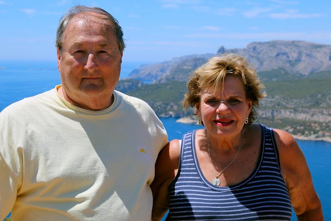 Cassis ancient fishing port, Calanques & spectacular Cap Canaille private tour - Lunch time: how to handle the most common gap
