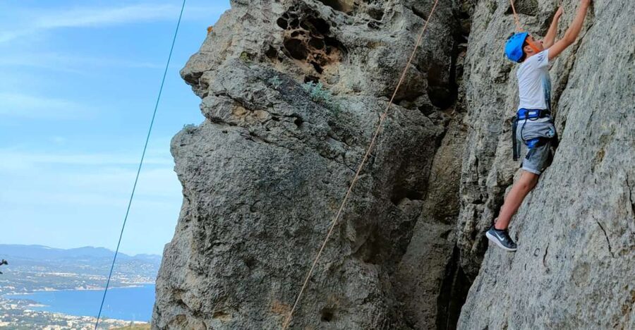Cassis - La Ciotat : Climbing class on the Cap Canaille - 210 minutes on the wall: how the class usually unfolds