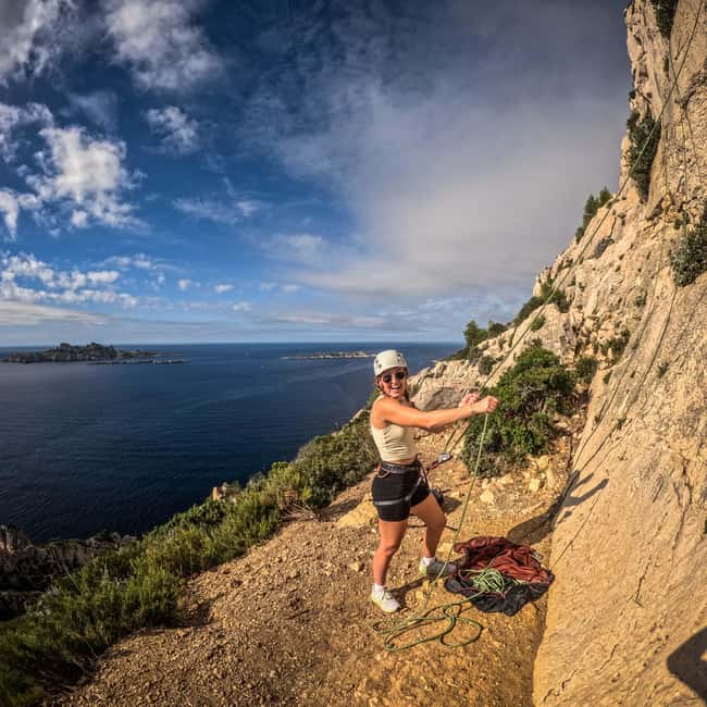 Climbing Discovery Session in the Calanques near Marseille - What to bring so the session feels smooth