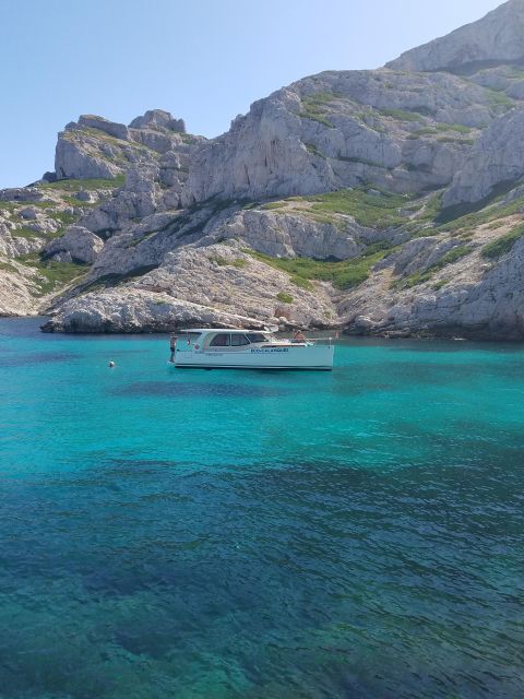 Cruise, Coffee and Swimming in the Calanques of Frioul - Marseille Check-In: Choose the Quai You’re Assigned (And Accept the Random Boat)