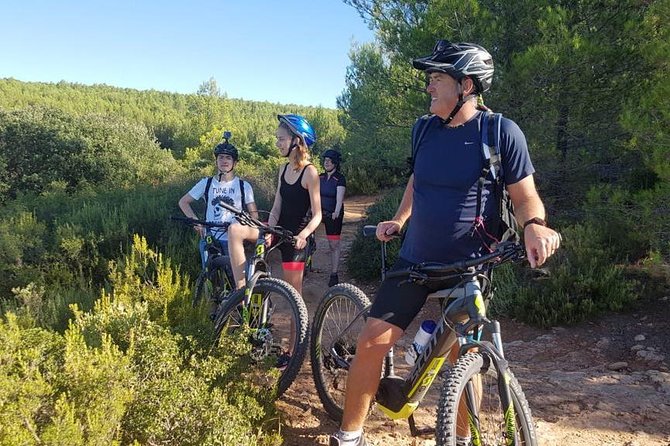 E-Bike tour of Sainte Victoire Mountain, Aix-en-Provence - Entering the world of Sainte-Victoire from Aix