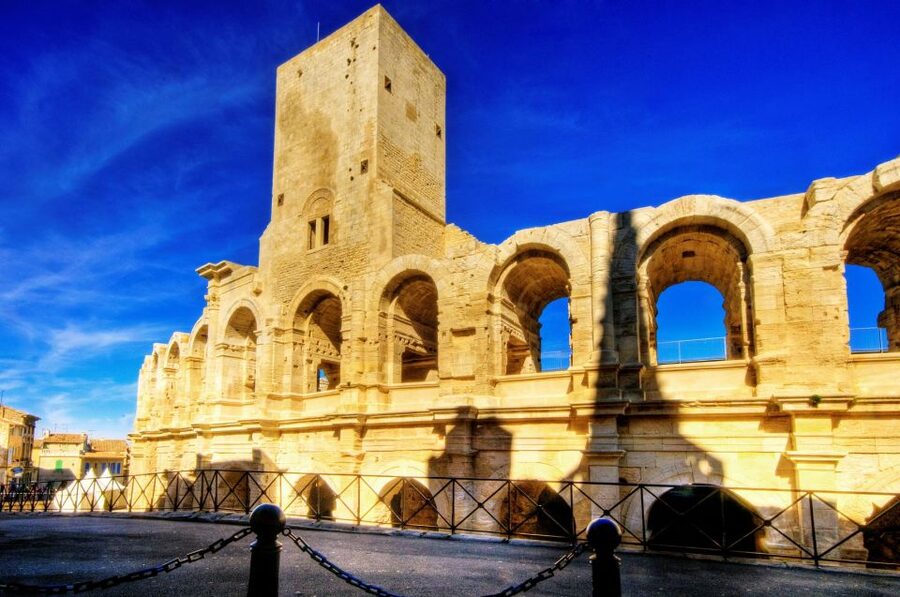 From Aix : Arles, Saint Rémy, & Les Baux Provence Day Trip - Les Baux-de-Provence: The Hilltop Fortress Town With Views That Explain It