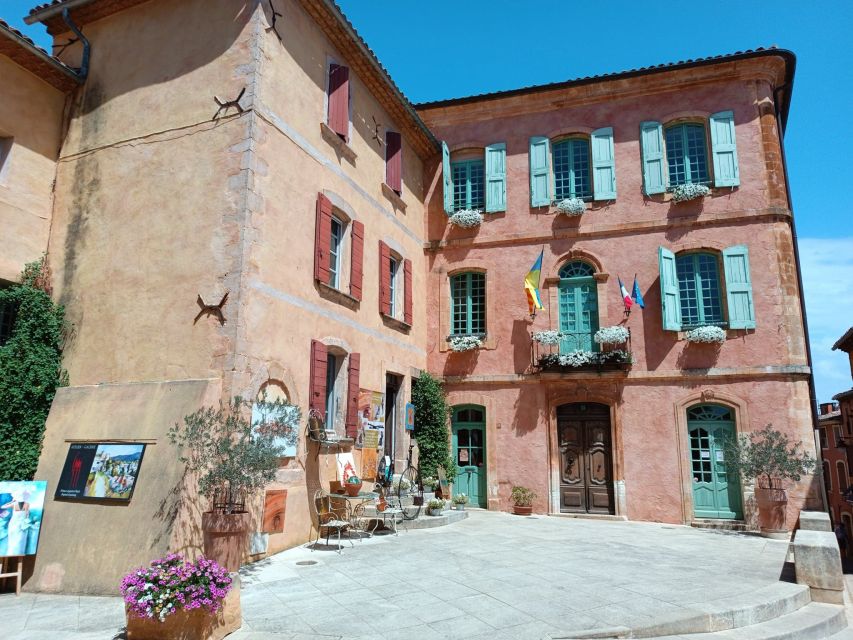 From Aix-en-Provence: Luberon Perched Villages Guided Tour - How the Luberon tour fits into 8 hours without feeling rushed