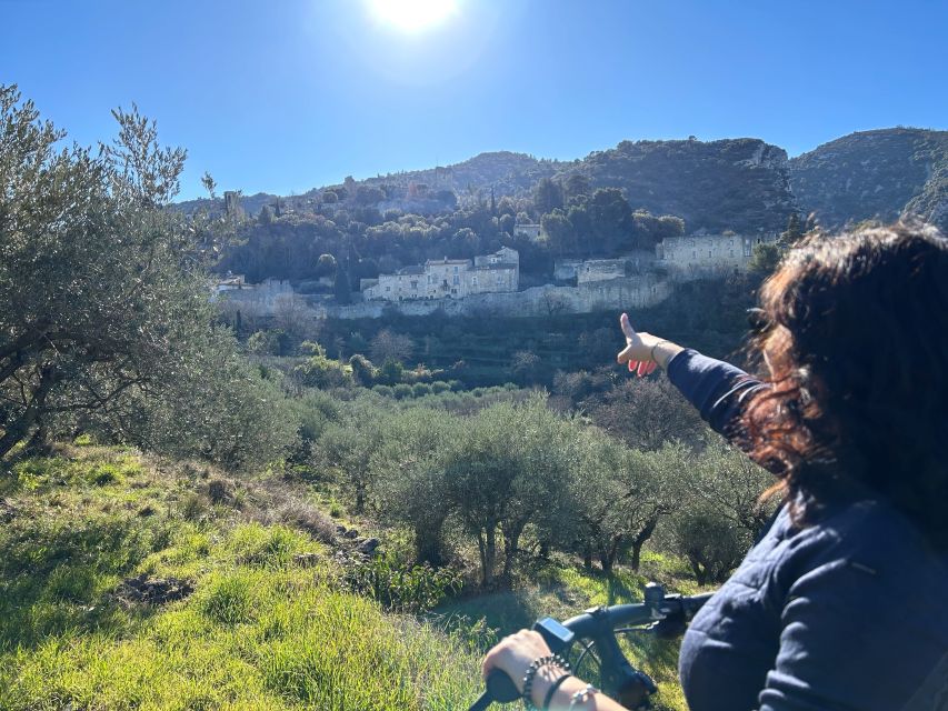 From Aix-en-Provence: Luberon Region E-Bike Full-Day tour - Getting There: Aix at 8am and a Short Minibus Lift