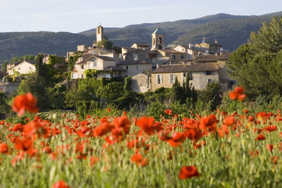From Aix en Provence: Luberon Villages Full-Day Guided Tour - A Day in Provence, Without the Car Stress
