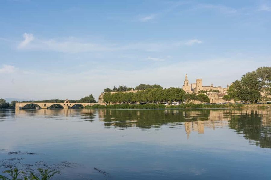 From Aix-en-Provence: Provence Region Tour with Wine Tasting - Avignon: “City of the Popes” without forcing you into one plan
