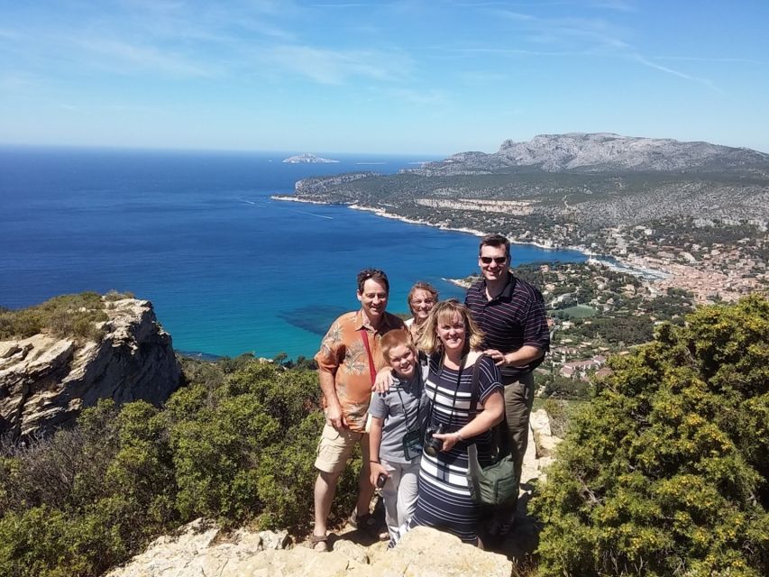 From Marseille: Bandol/Cassis Wine Tour with Viewpoint - Cassis Cliff Viewpoint: How to Time Your Photos and Enjoy the View