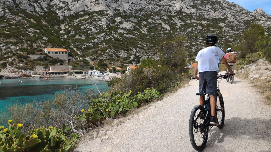 From Marseille: Calanques National Park E-Mountain Bike Tour - Why the Calanques ride feels different from a normal sightseeing day