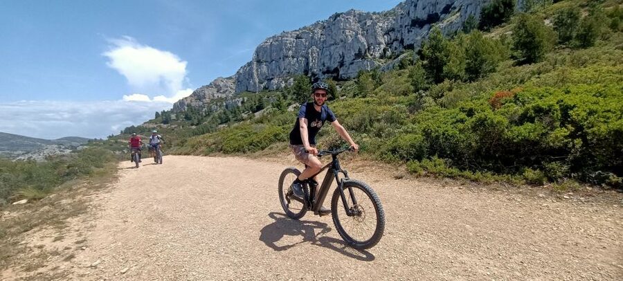 From Marseille: Calanques National Park E-Mountain Bike Tour - The Crête des Escampons ridge and Roy d’Espagne before returning to Pointe Rouge