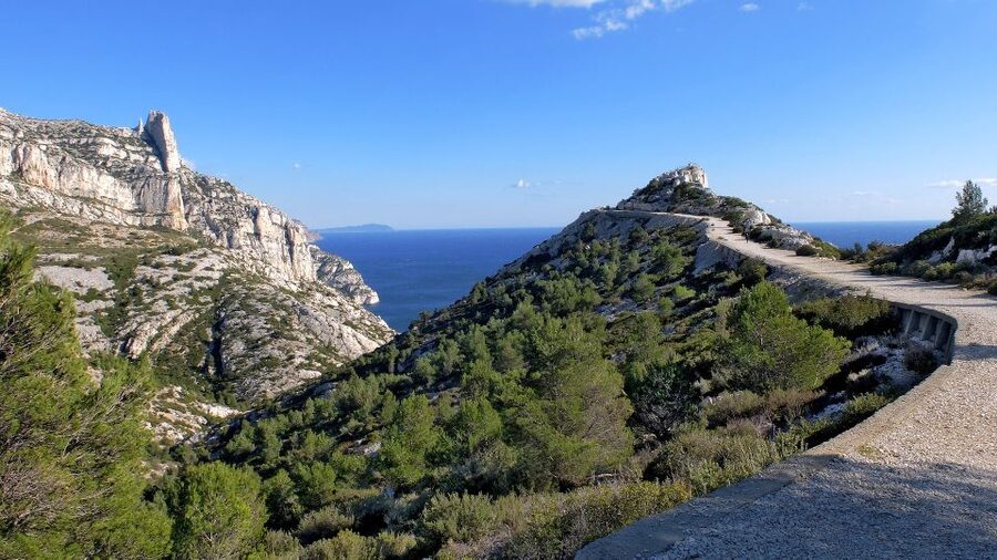From Marseille: Calanques National Park Guided Hike - The Blue Cave option: how the 700m swim works and when to skip it