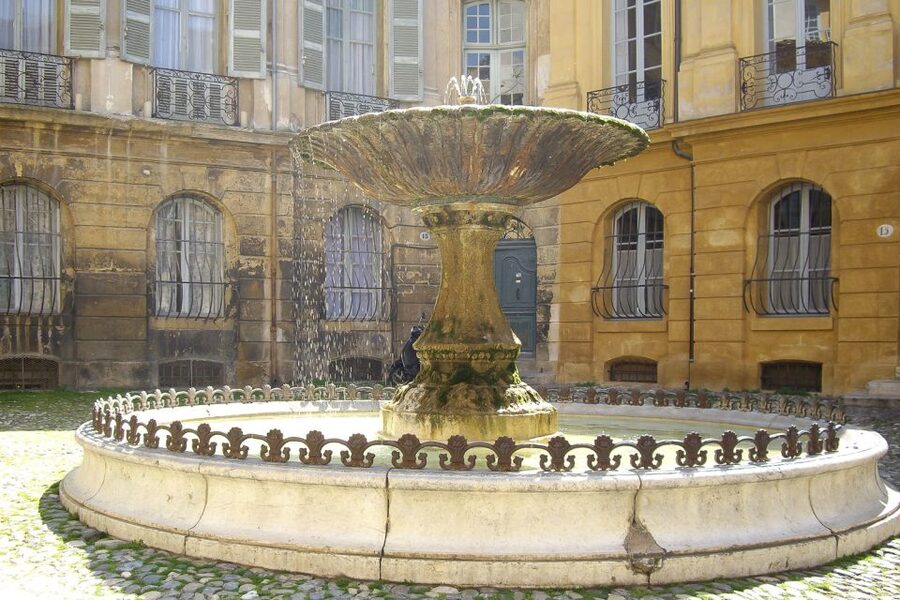 From Marseille Cruise Port : Aix-en-Provence and Cassis - Aix-en-Provence on foot: Cours Mirabeau, fountains, and market time