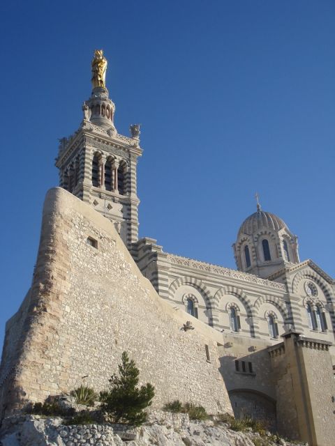 From Marseille Cruise Port : Marseille and Cassis Tour - Corniche Road and the story of 19th-century wealth