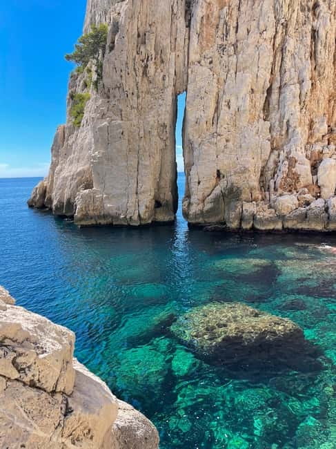 From Marseille: Iconic Calanques Boat Tour with Swimming - Calanque de Sormiou: limestone drama with a steady pace