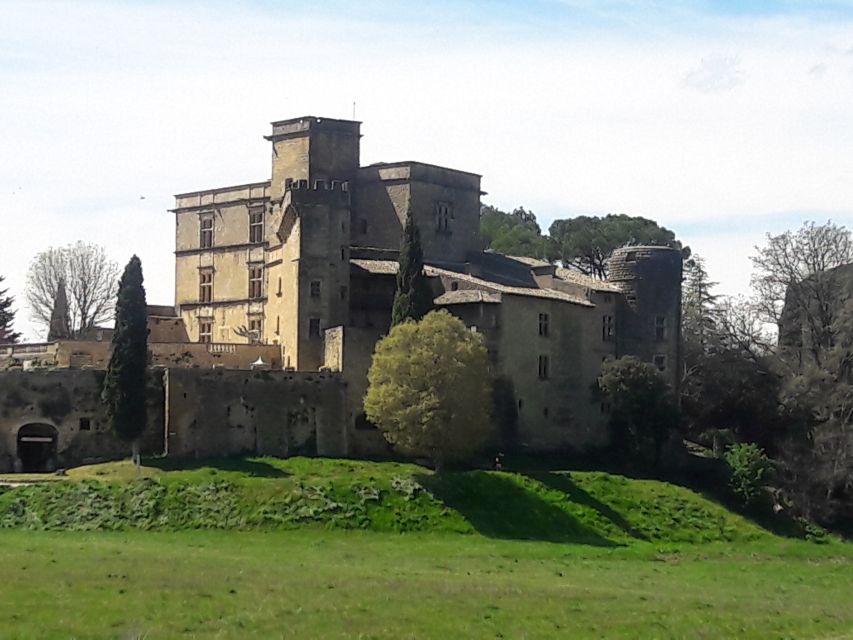 From Marseille: Luberon Market & Villages Full-Day Tour - Saturday vs Sunday variations: Apt markets or Ansouis charm