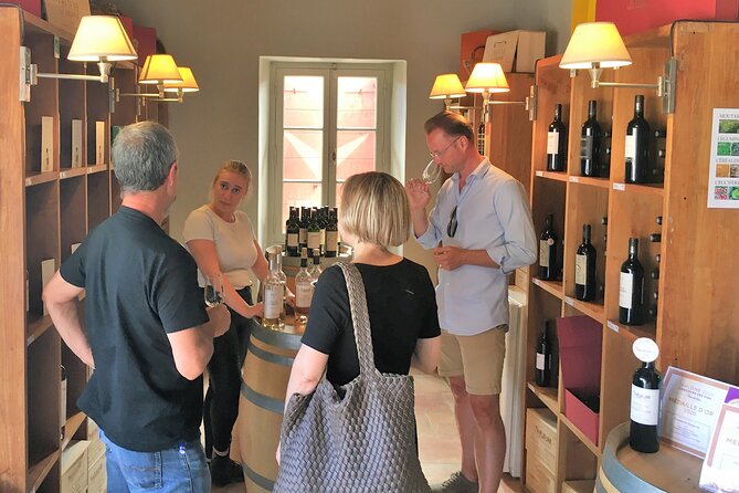 Full day Wine Tour around Luberon from Aix en Provence - Morning wineries near Aix: tasting is only half the point