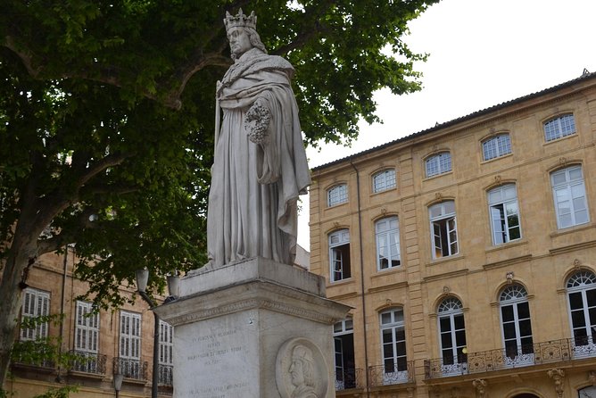 Guided Tour in Aix-en-Provence: Historical Old City - Stop 6: Inside Paroisse Cathédrale Saint Sauveur—old and new in one visit