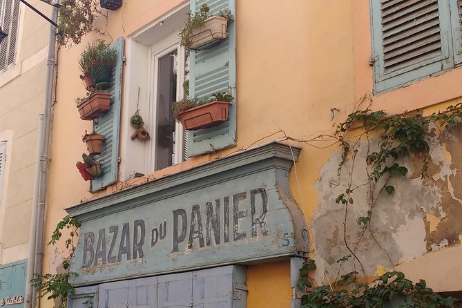 Guided Tour in Marseille: Vieux Port & Old City - Walking Reality Check: Stairs, Inclines, and What Moderate Fitness Means
