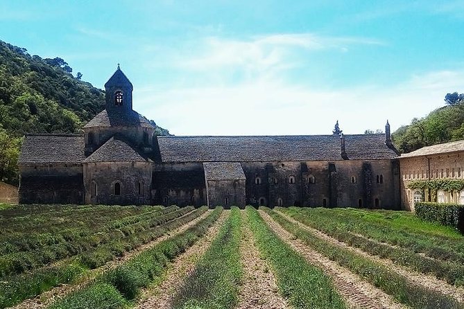 Luberon Market & Villages Day Trip from Aix-en-Provence - Stop-by-stop in the Luberon: what each town feels like
