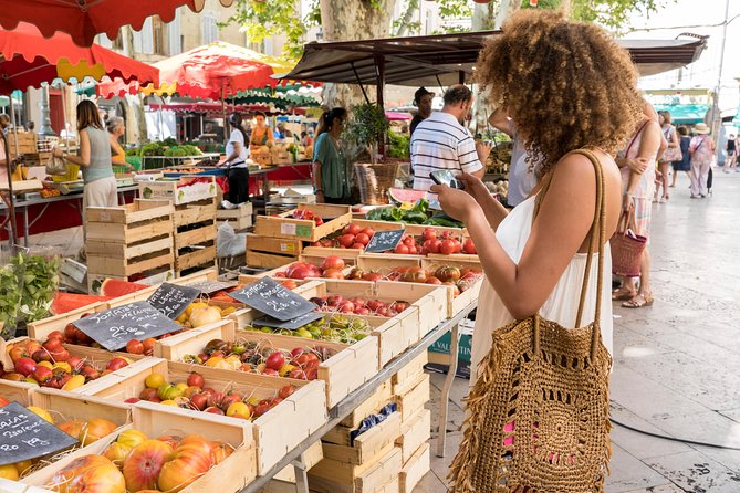 Luberon Market & Villages Day Trip from Aix-en-Provence - When the guide makes the day: what to listen for