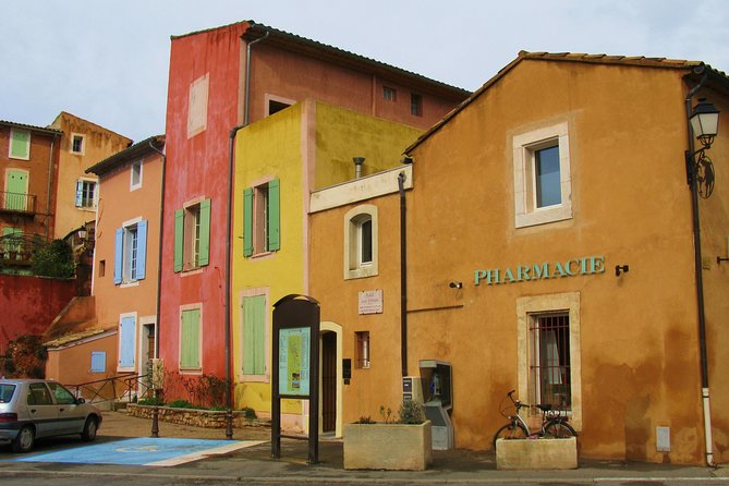 Market & Perched Villages of the Luberon Day Trip from Marseille - Gordes Photo Stop (Plus Market Tuesday Timing)