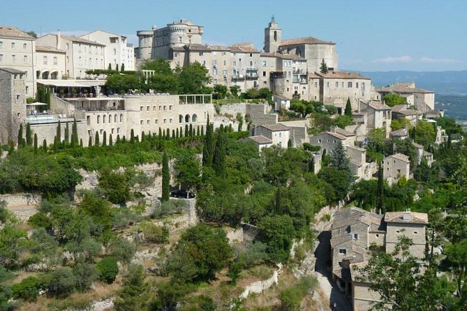 Market & Perched Villages of the Luberon Day Trip from Marseille - Abbaye Notre-Dame de Senanque: A Short Stop With a Seasonal Payoff
