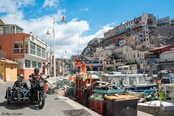 Marseille : 2-Hour Sidecar Sightseeing Tour - Old Port to Notre-Dame de la Garde: A Smart Marseille Shortcut