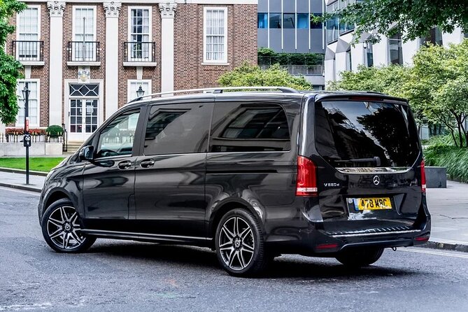 Marseille by Yourself with English Chauffeur by Van 4h Disposal - Arrival and timing: hotel vs cruise pickup and the 15-minute waiting rule