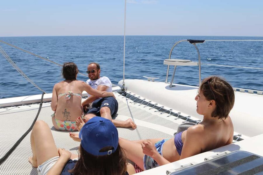 Marseille: Calanques Catamaran Cruise, Picnic, & Swimming - Snorkeling Gear, Wetsuits, and Marine Life: What You Can Actually Expect to See