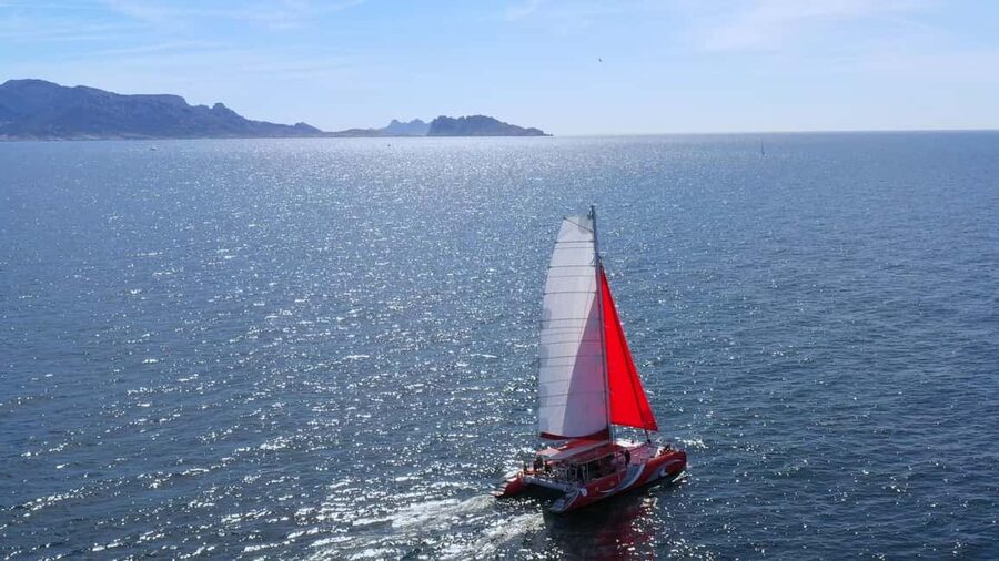 Marseille : Calanques Catamaran Cruise with Lunch & Wine - Morgiou calanque plus lunch: plancha, rosé, and more snorkeling time