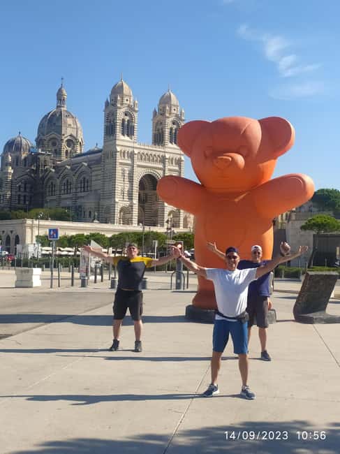 Marseille: cityrando Le Vieux-Port Le Panier La Joliette - Marseille Cathedral: A Quick Photo Stop That Still Matters