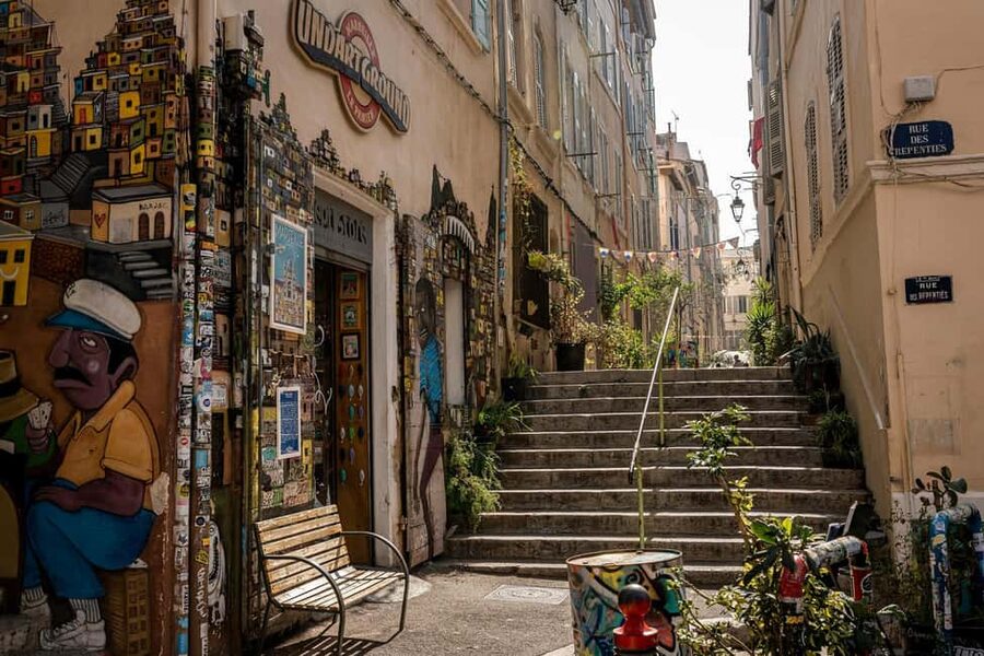 Marseille: Cosquer Cave Ticket & Panier District Audio Tour - Basilica, Le Panier, Vieux Port, Canebière: where the route can take you