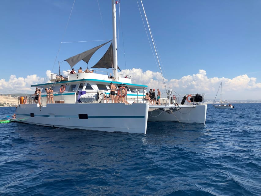 Marseille: Frioul Archipelago Catamaran Cruise with Lunch - Drinks, music, and where you’ll actually relax