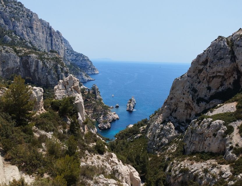 Marseille: Guided Hiking Calanques National Park from Luminy - Inside Calanques National Park: how the guided walking works