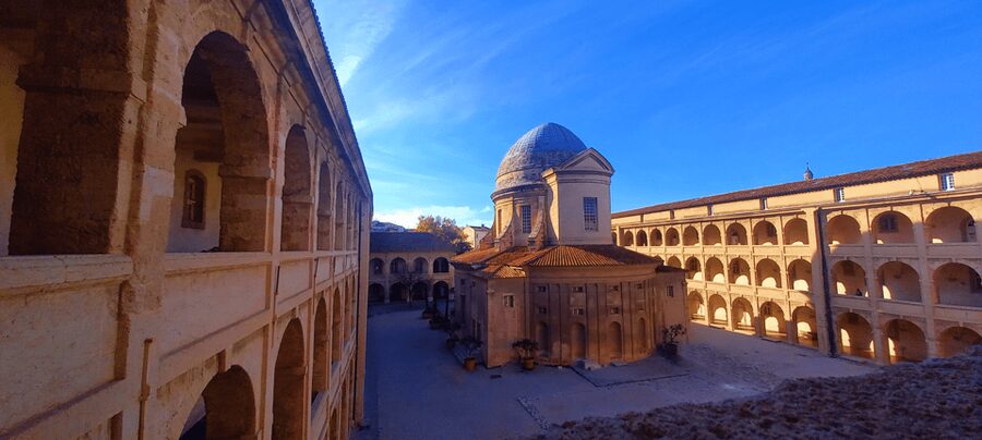 Marseille: Half-Day City Highlights Guided Walking Tour - Finishing at Le Vieux Port: Your Marseille Map Locks in