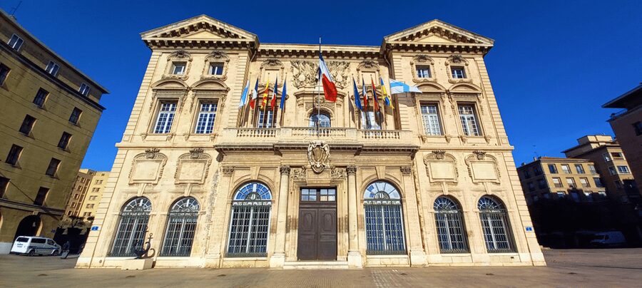 Marseille: Half-Day City Highlights Guided Walking Tour - Notre-Dame de la Garde: The View That Explains Everything