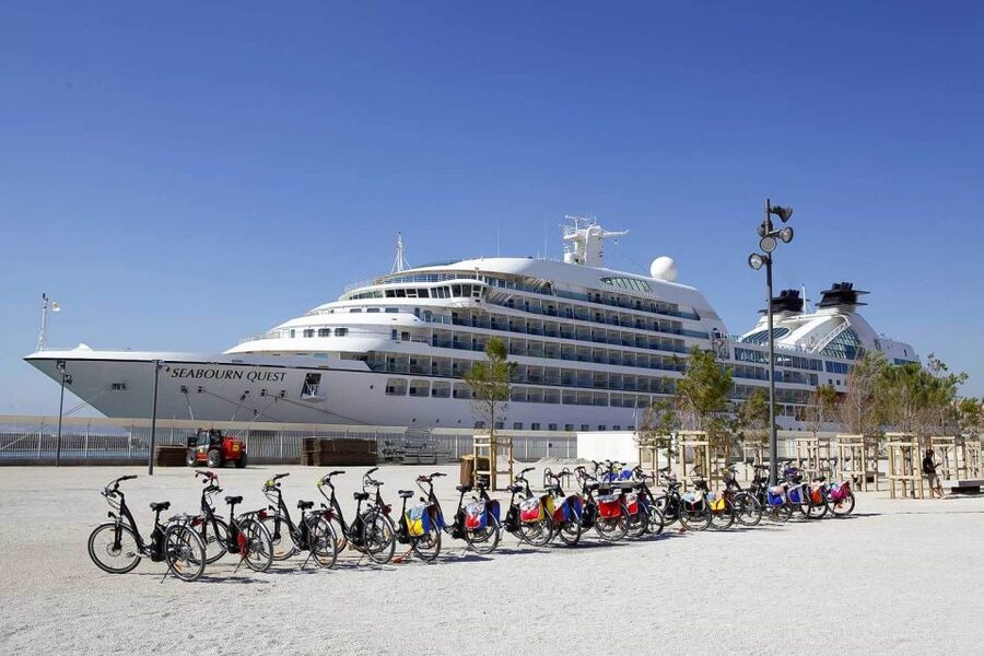 Marseille: Half-Day E-Bike Tour from Cruise Port - How the guide turns landmarks into stories you can actually use