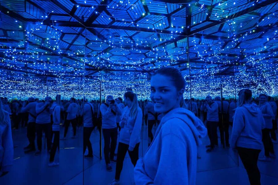 Marseille: Musée de l'Illusion Entry Ticket - Rooms That Flip Your Sense of Size and Gravity
