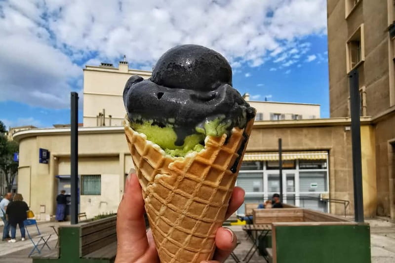 Marseille: No-Diet Club Local Food Tasting and Walking Tour - Starting at Calissons du Roy René: setting the tone for the walk