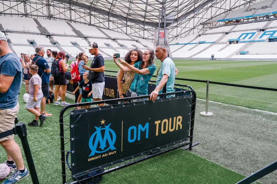Marseille: OM Stadium Tour at the Orange Velodrome - The press conference room: the match in one room
