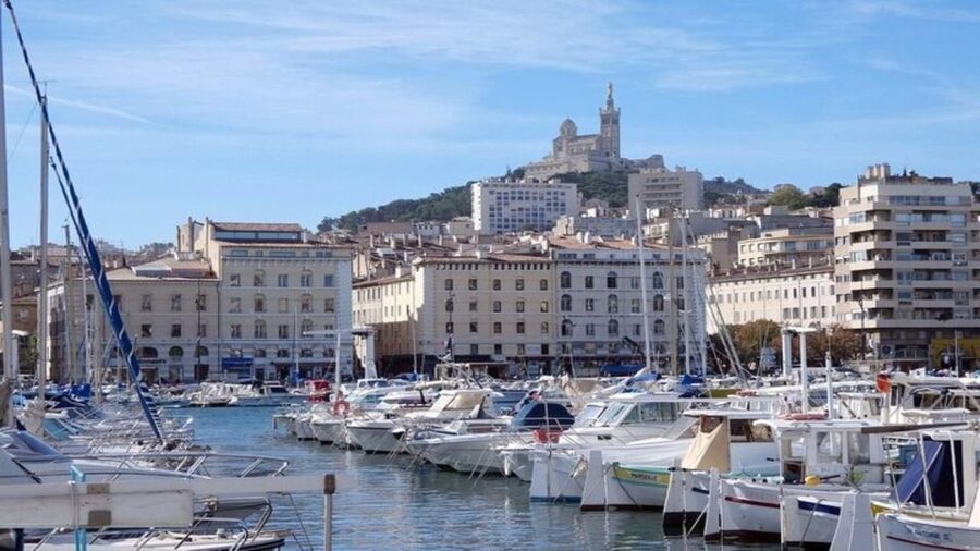 Marseille : Private Custom Tour with a Local Guide - Cours Julien: culture in the streets, not in a brochure
