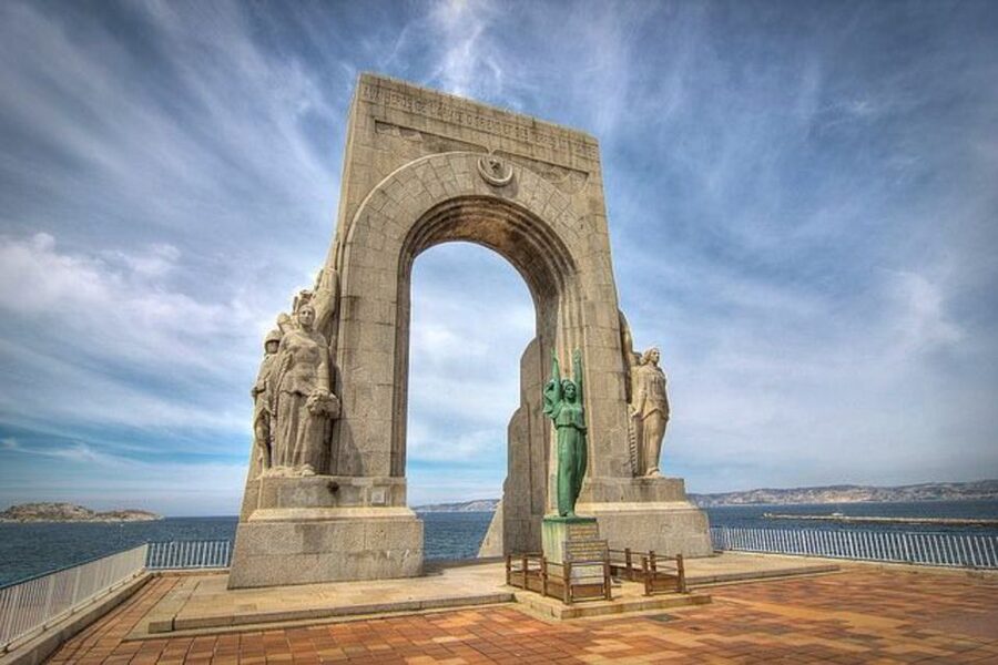 Marseille: Private Walking Guided Tour - Price and logistics: is $217 per person worth it for two hours?
