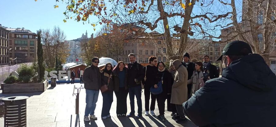 Marseille's Classics : Le Panier Guided Tour - Old Port to Quai des Belges: finishing with real Marseille energy