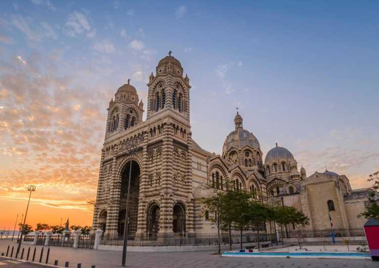 Marseille's Classics : Le Panier Guided Tour - Sainte-Marie Majeure: scale, art, and what it signals