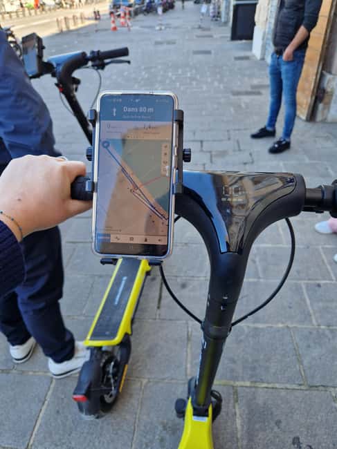 Marseille: Self-Guided Smartphone Tour by E-Scooter - The e-scooter basics: power, braking, and comfort