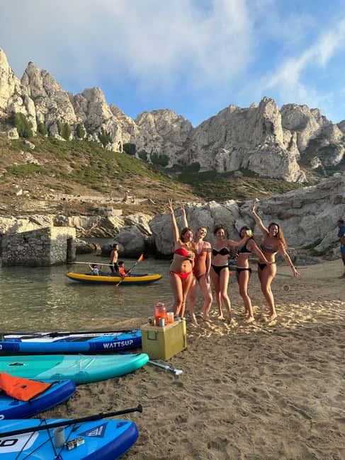 Marseille: stand-up paddle tour - discover the calanques - Sunset at 7pm: how the evening option changes the mood
