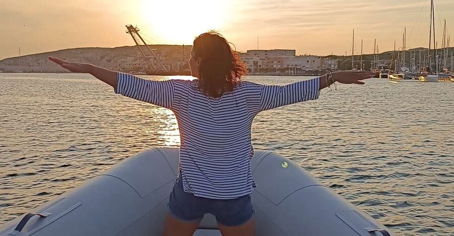 Marseille: Sunset Frioul Archipelago Boat Cruise - The comfort details that make a difference (especially for a swim)
